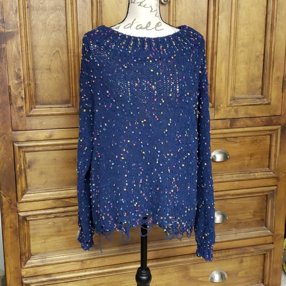 Sweater New With Tags Size M New With Tags